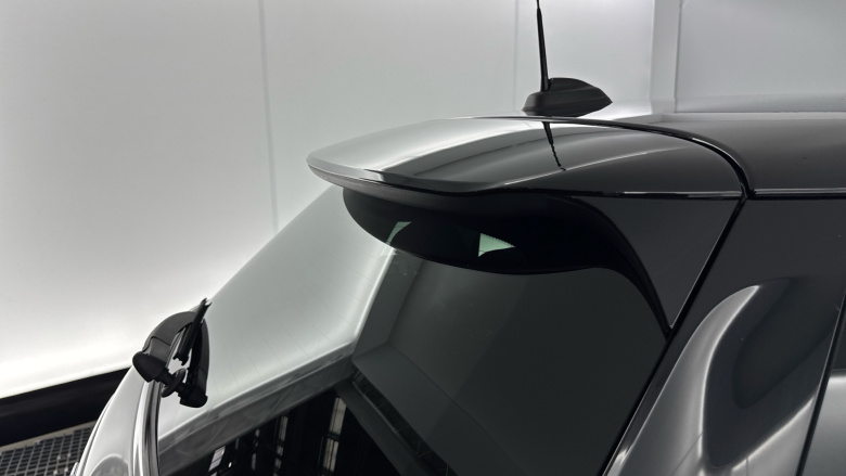 MINI Hatchback 1.5 Cooper Classic Premium 5dr Petrol Hatchback